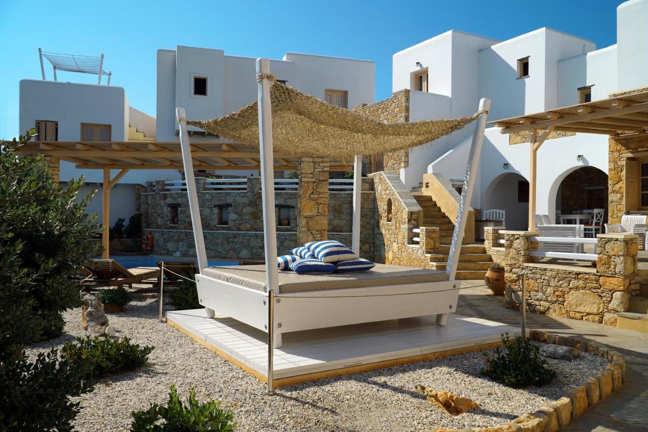 Kallisti Hotel Folégandros エクステリア 写真